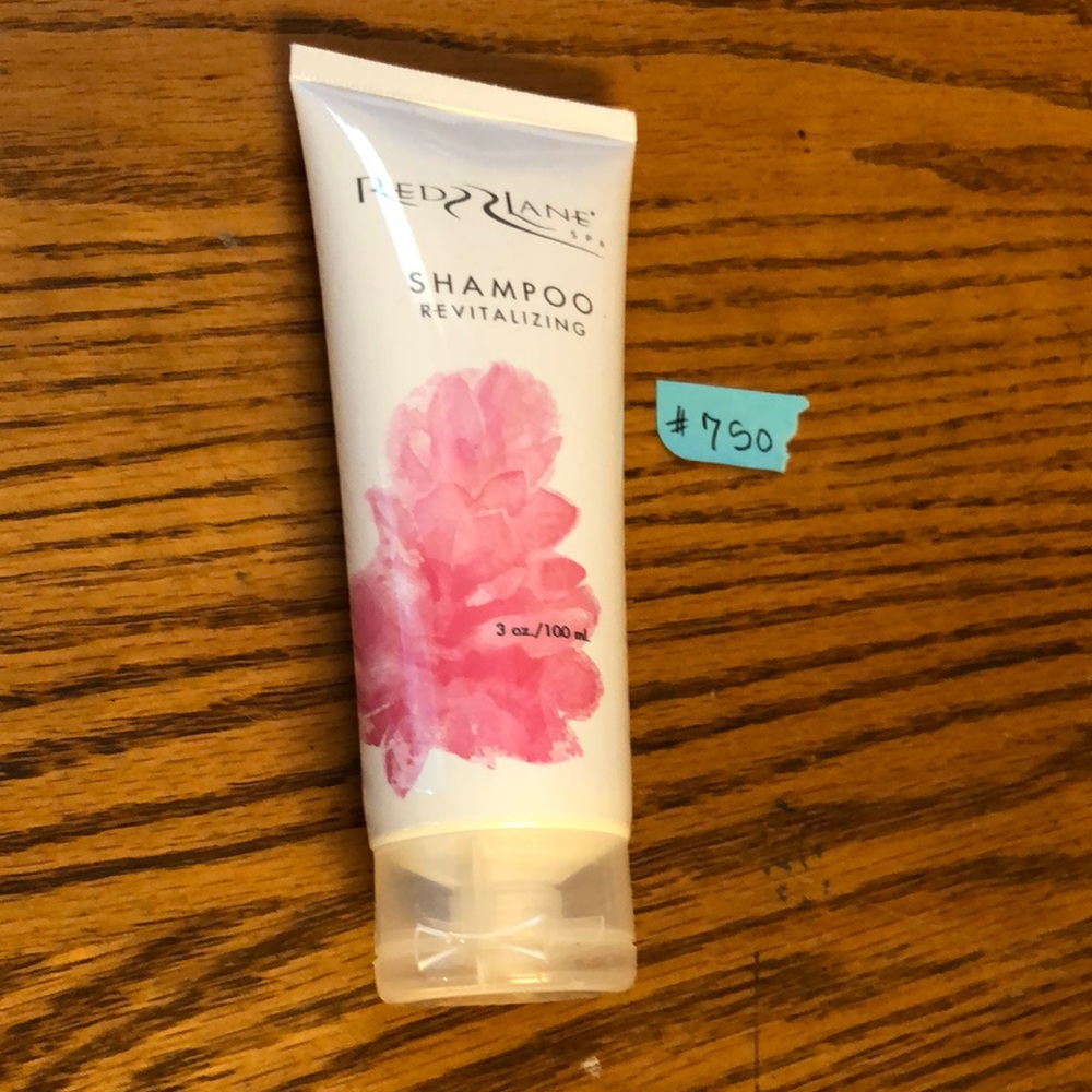 Revitalizing Shampoo Red Lane Spa new unopened -